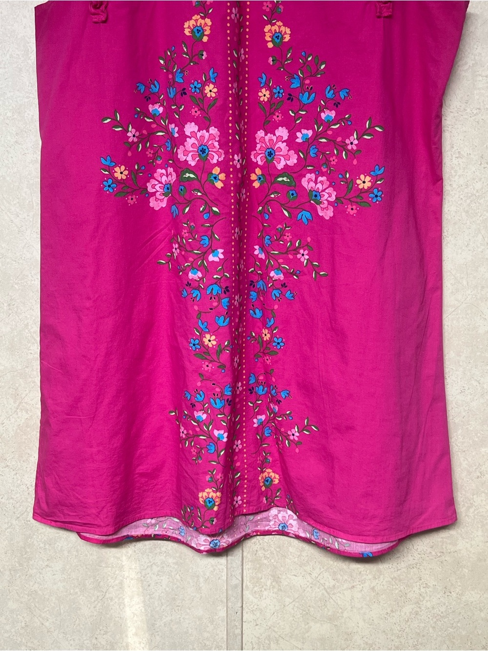 CeCe bright fuchsia floral ruffle cap sleeve crew neck shift dress - Picture 8 of 13